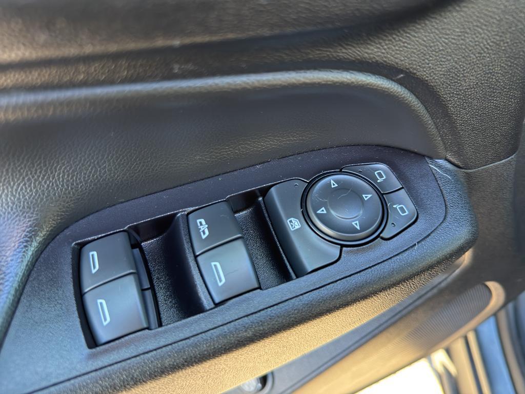 used 2018 Chevrolet Equinox car, priced at $13,995