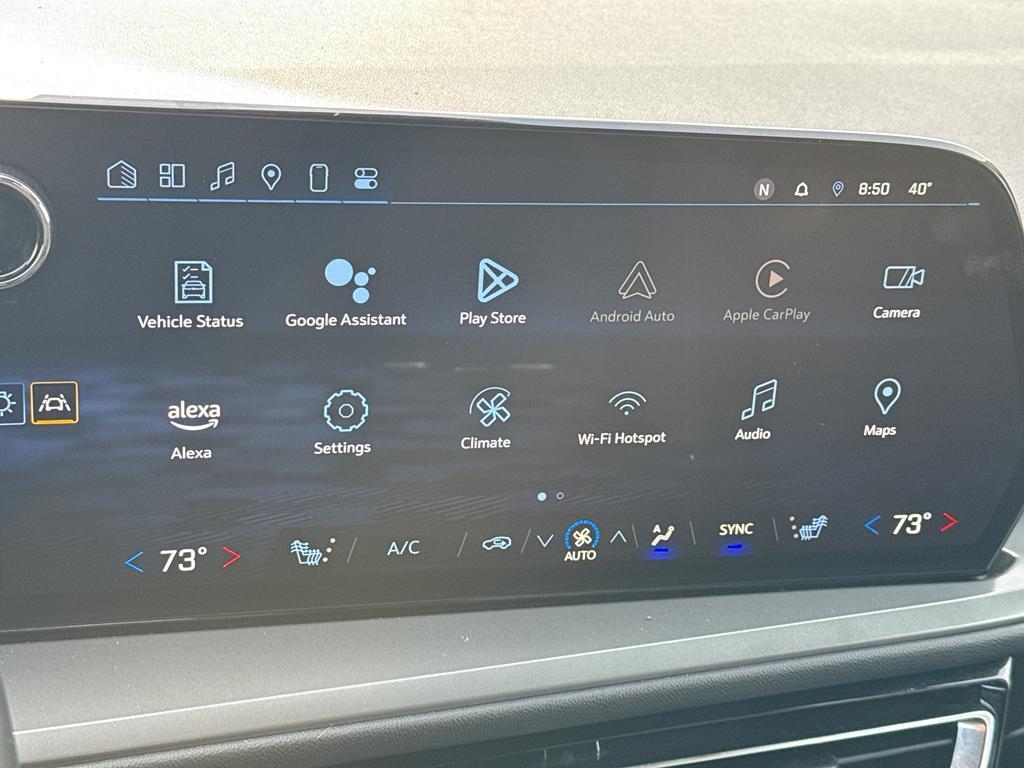 used 2024 Chevrolet Traverse car, priced at $37,990