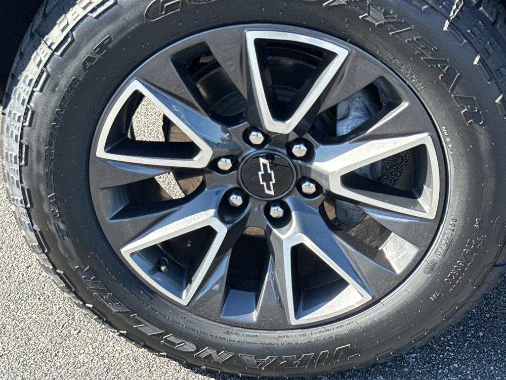 used 2023 Chevrolet Suburban car, priced at $61,990