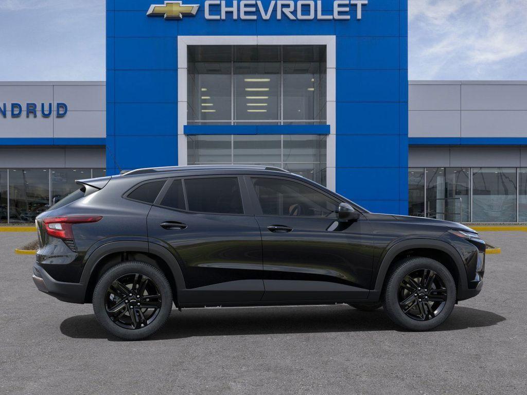 new 2025 Chevrolet Trax car, priced at $25,728