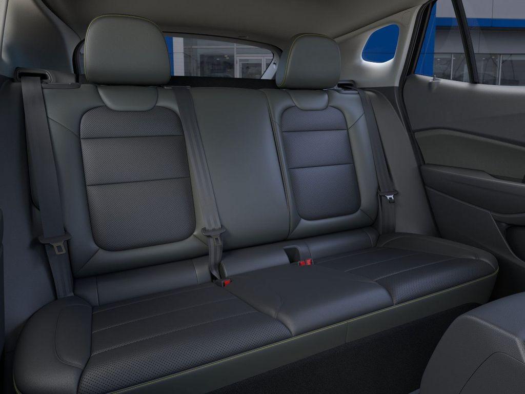 new 2025 Chevrolet Trax car, priced at $25,728