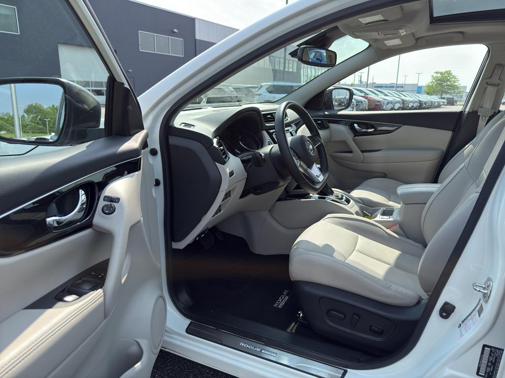 used 2019 Nissan Rogue Sport car, priced at $20,595