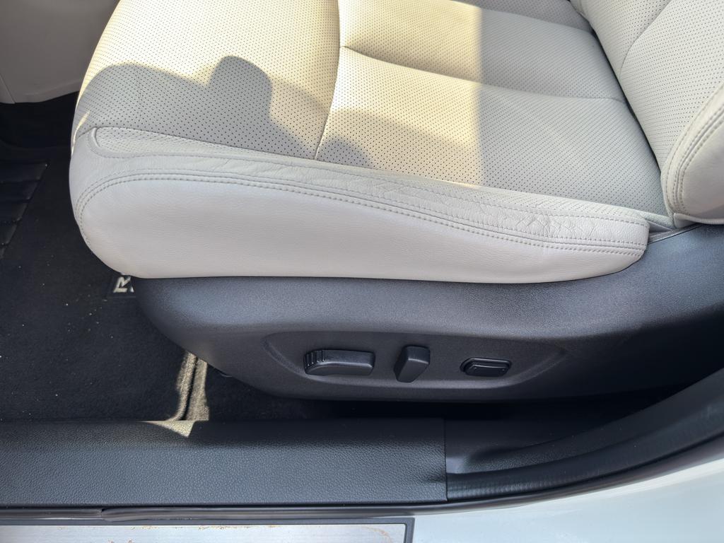 used 2019 Nissan Rogue Sport car, priced at $20,595