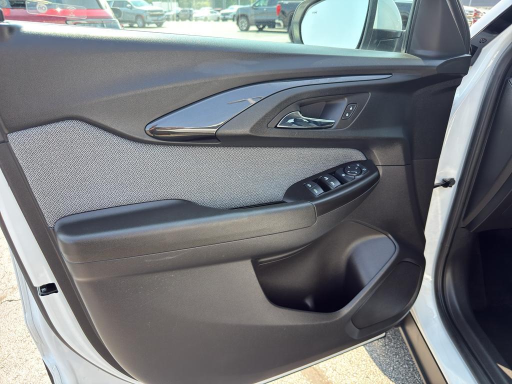used 2023 Chevrolet TrailBlazer car, priced at $21,990