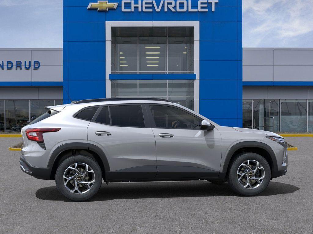 new 2025 Chevrolet Trax car, priced at $23,816
