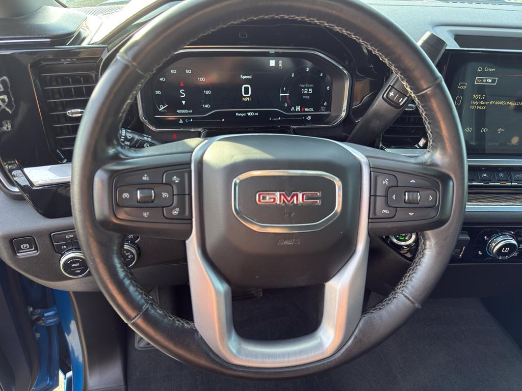 used 2022 GMC Sierra 1500 car, priced at $41,990