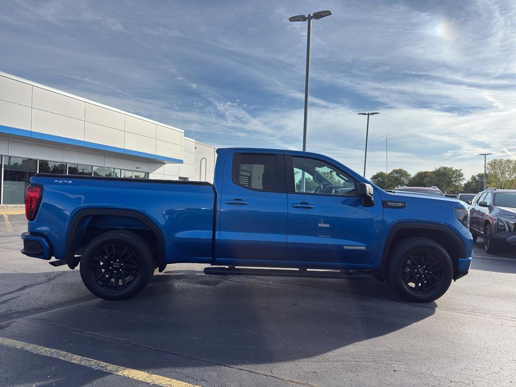 used 2022 GMC Sierra 1500 car, priced at $41,990