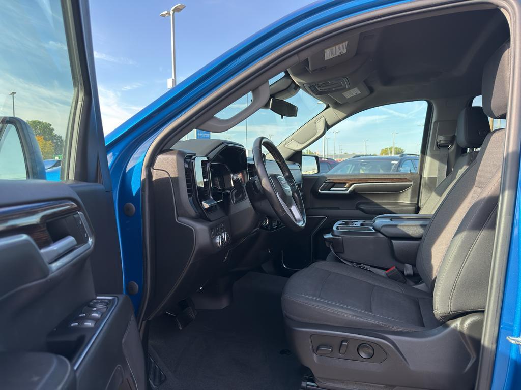 used 2022 GMC Sierra 1500 car, priced at $41,990