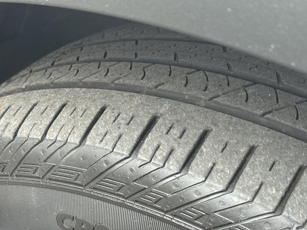 used 2024 Kia Sorento car, priced at $29,995