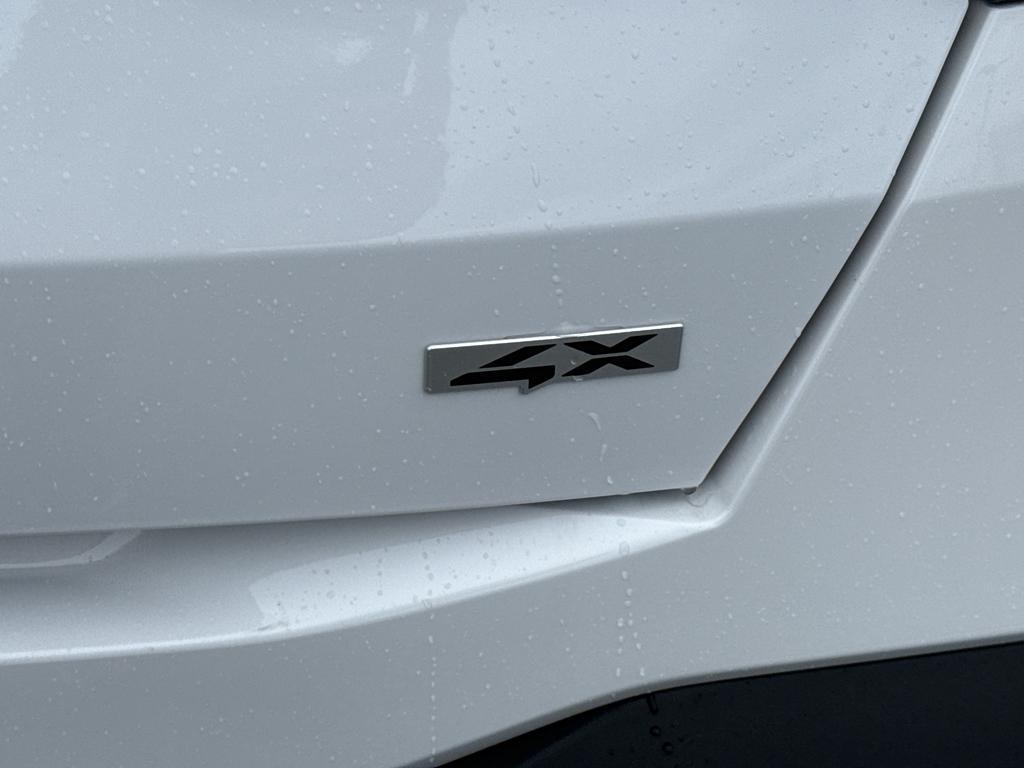 used 2024 Kia Sorento car, priced at $29,995