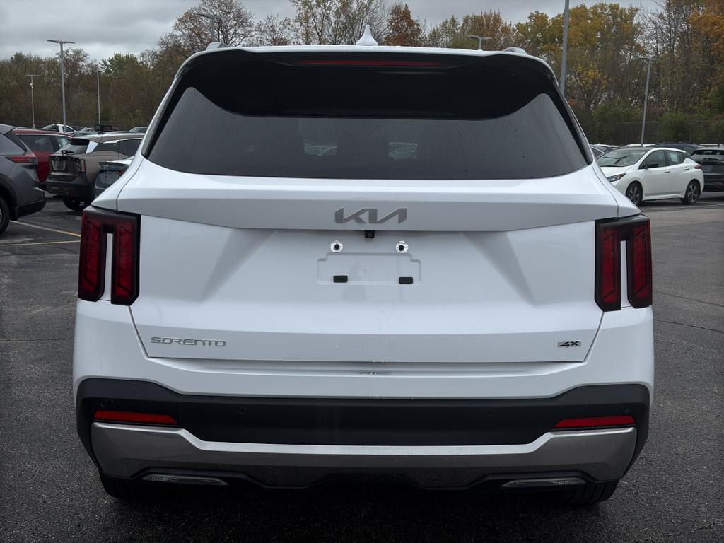 used 2024 Kia Sorento car, priced at $29,995