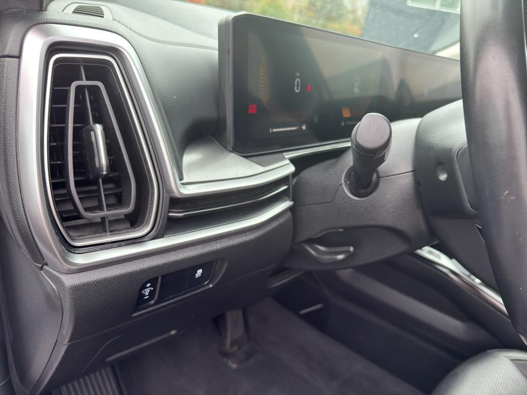 used 2024 Kia Sorento car, priced at $29,995