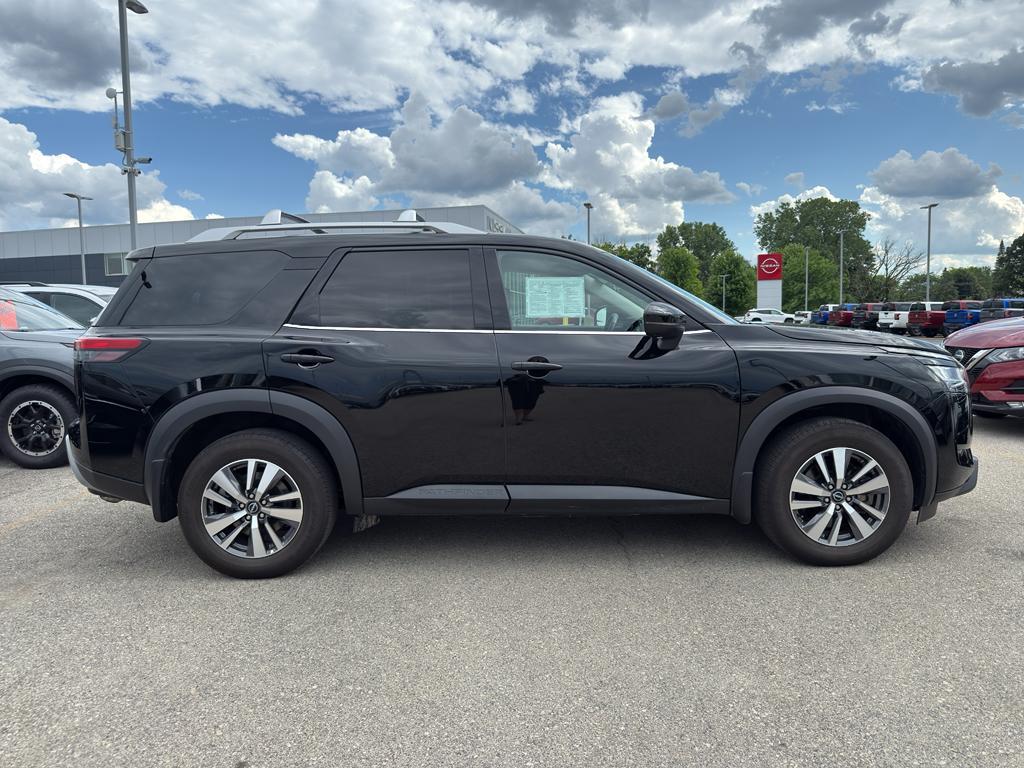 used 2023 Nissan Pathfinder car, priced at $35,990