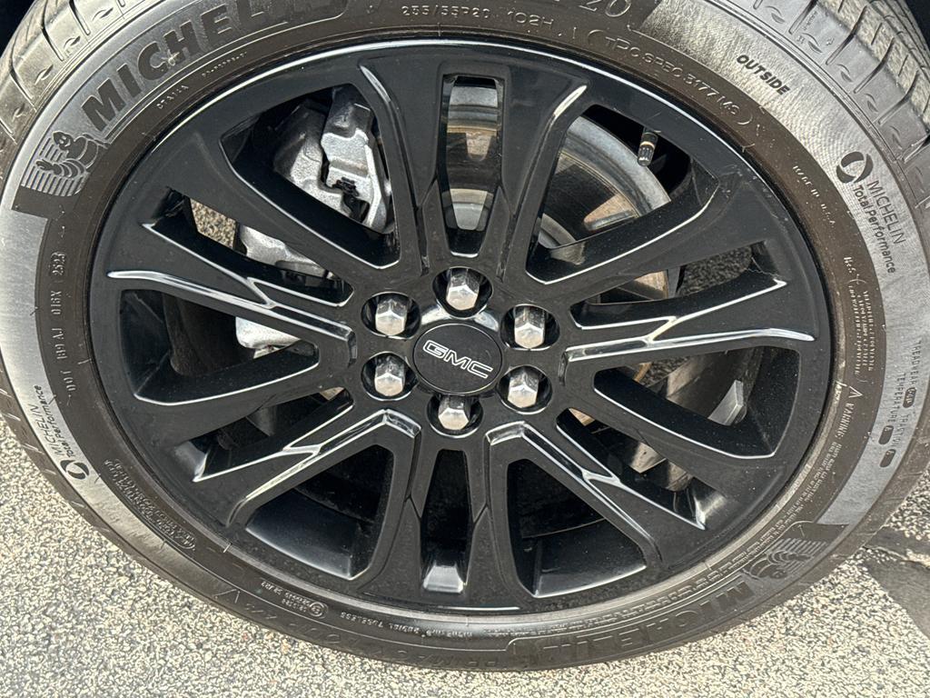 used 2023 GMC Acadia car, priced at $38,590