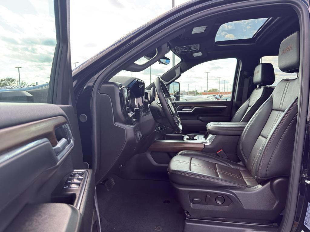 used 2025 Chevrolet Silverado 2500 car, priced at $78,990