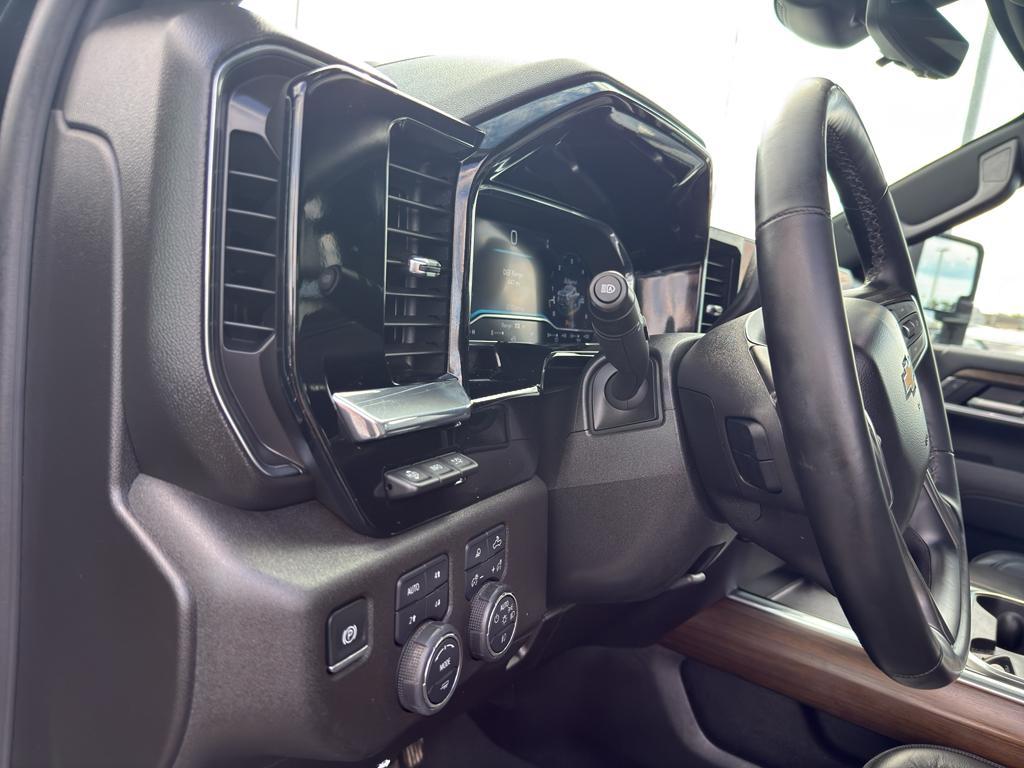 used 2025 Chevrolet Silverado 2500 car, priced at $78,990