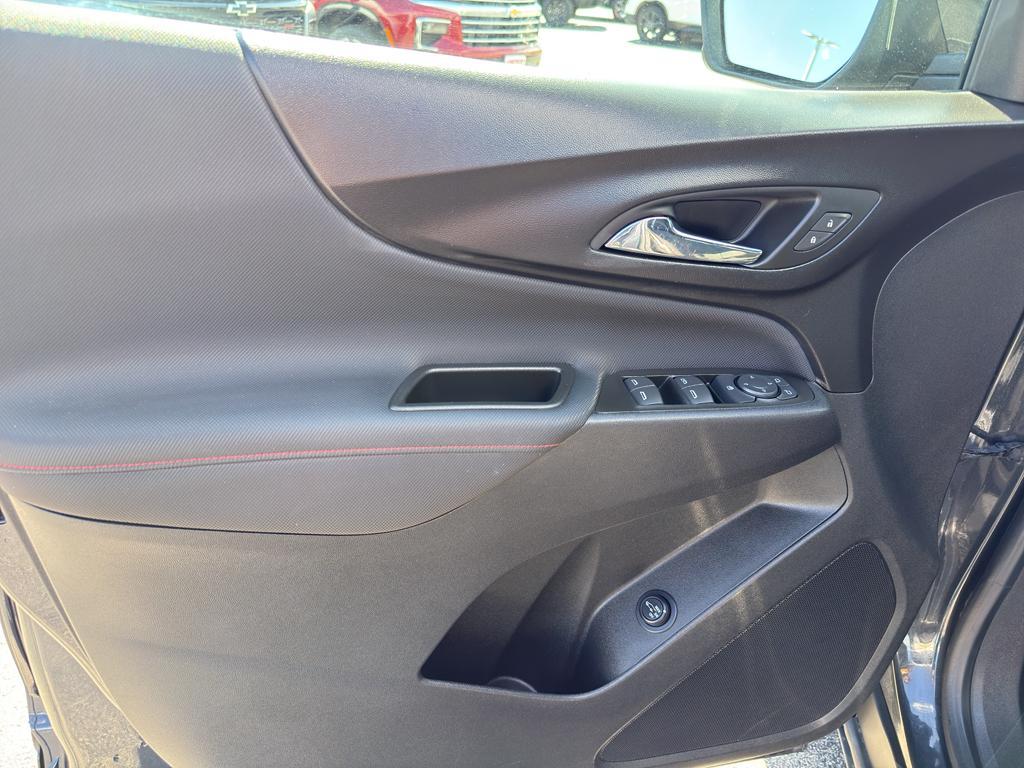 used 2022 Chevrolet Equinox car, priced at $22,990