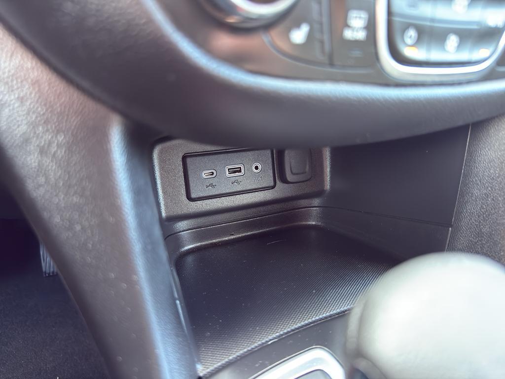 used 2022 Chevrolet Equinox car, priced at $24,990