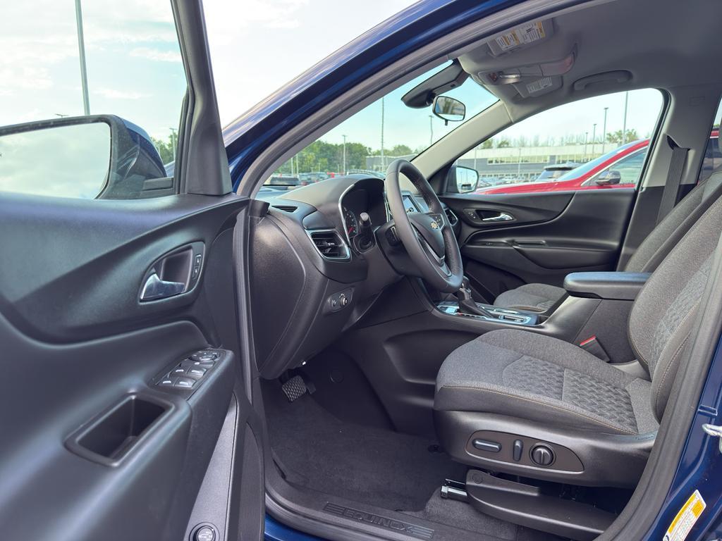 used 2022 Chevrolet Equinox car, priced at $24,990