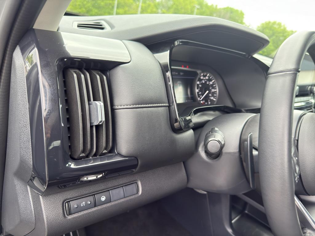used 2024 Nissan Pathfinder car, priced at $34,790
