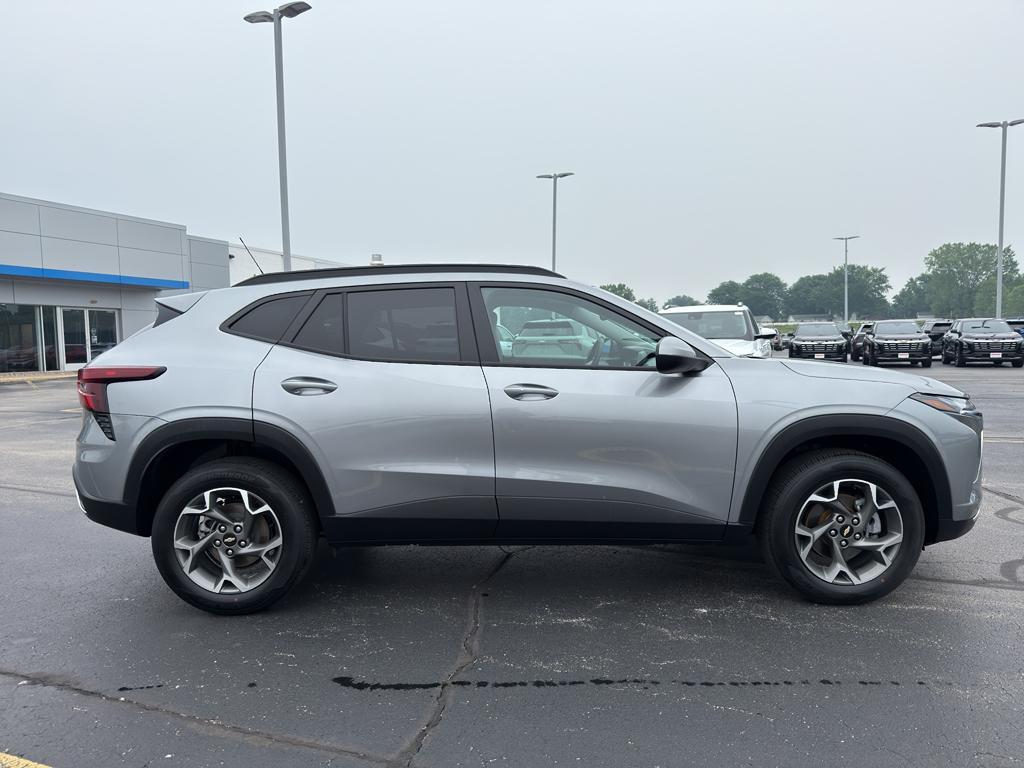used 2024 Chevrolet Trax car, priced at $22,190