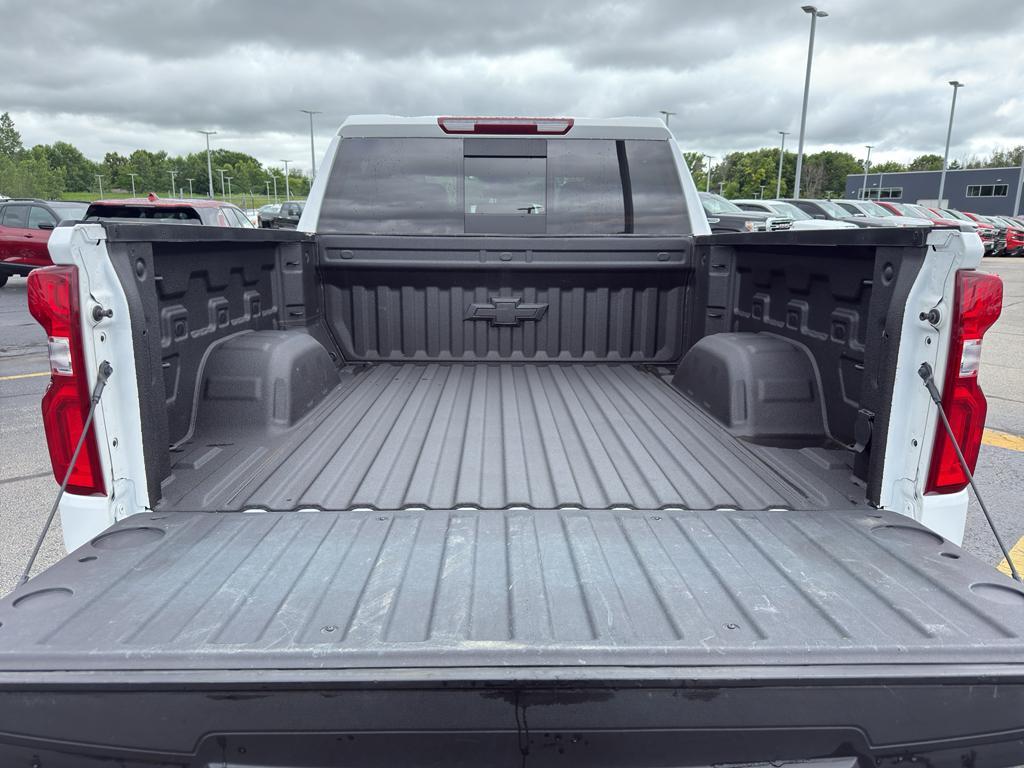 used 2022 Chevrolet Silverado 1500 car, priced at $42,990