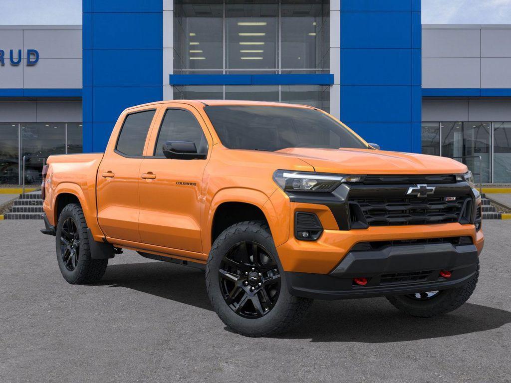 new 2025 Chevrolet Colorado car, priced at $48,660