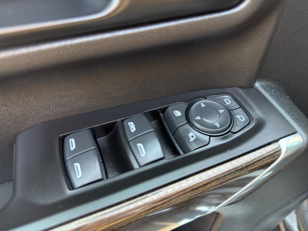 used 2021 Chevrolet Silverado 2500 car, priced at $48,990