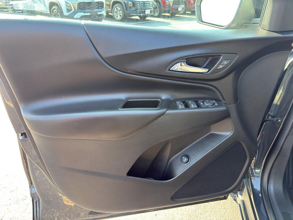used 2022 Chevrolet Equinox car, priced at $24,390