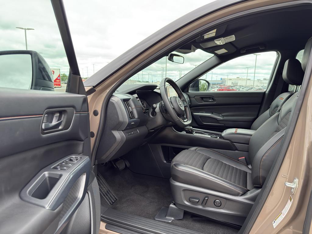 used 2024 Nissan Pathfinder car, priced at $39,990