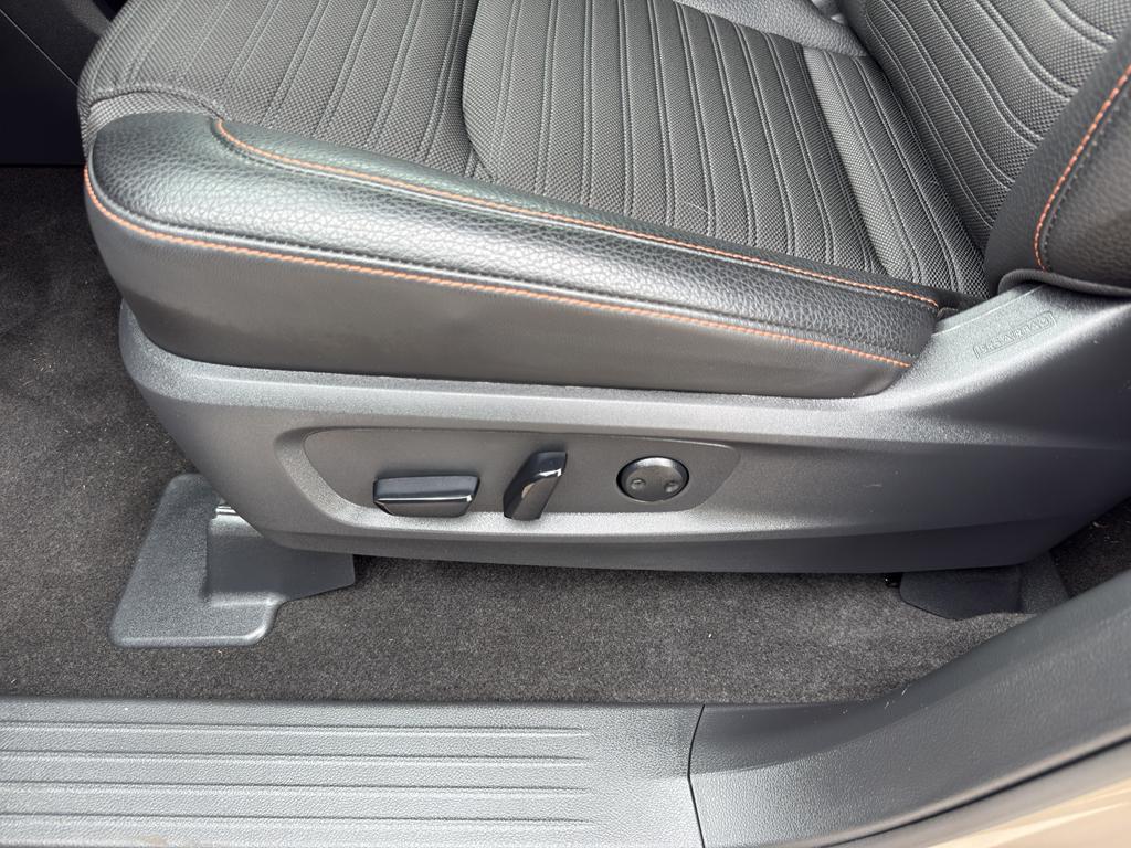 used 2024 Nissan Pathfinder car, priced at $39,990