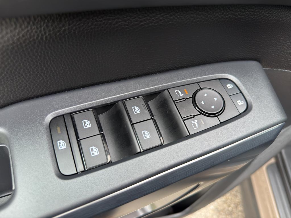 used 2024 Nissan Pathfinder car, priced at $39,990