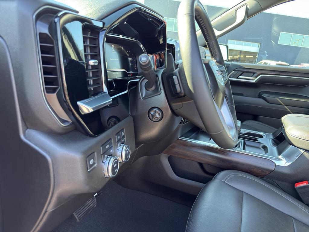 used 2023 GMC Sierra 1500 car, priced at $51,990