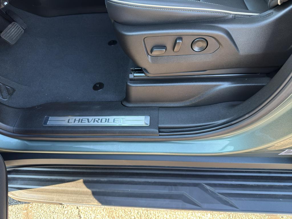 used 2024 Chevrolet Suburban car, priced at $71,590