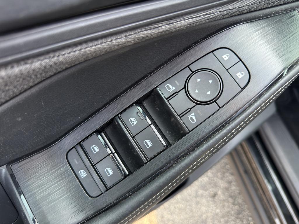 used 2022 Nissan Rogue car, priced at $23,990