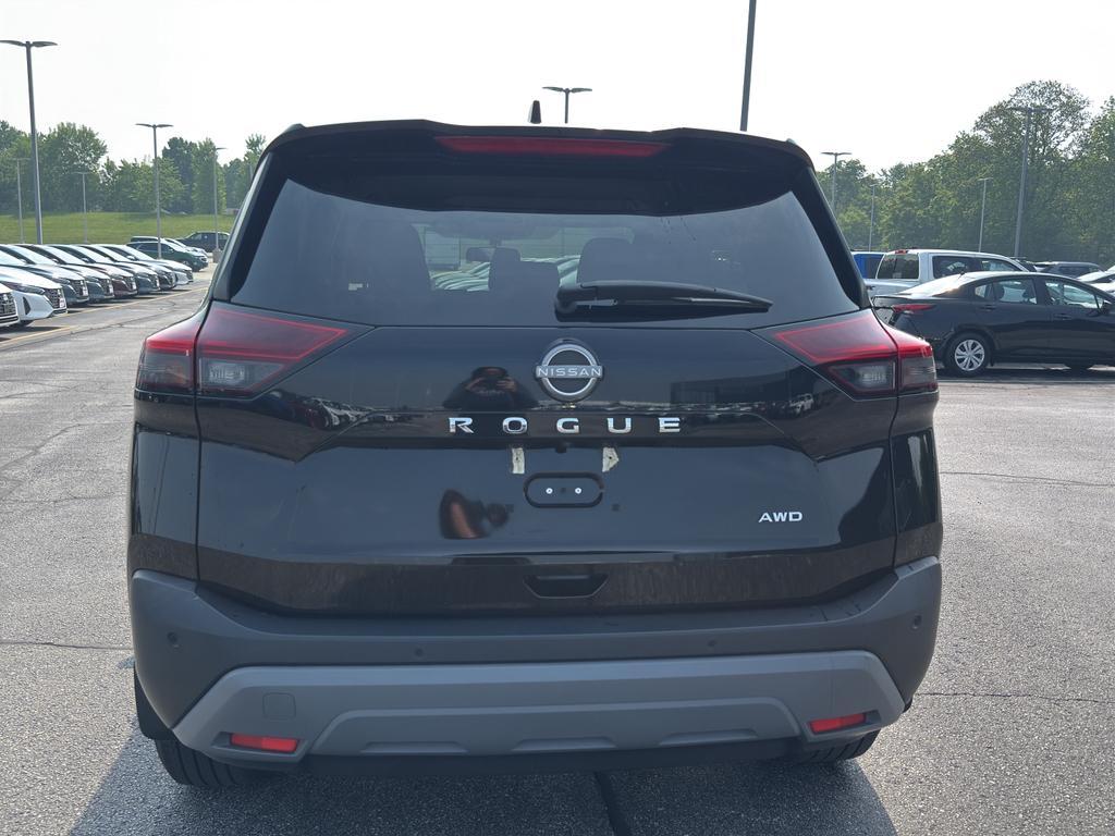 used 2022 Nissan Rogue car, priced at $23,990