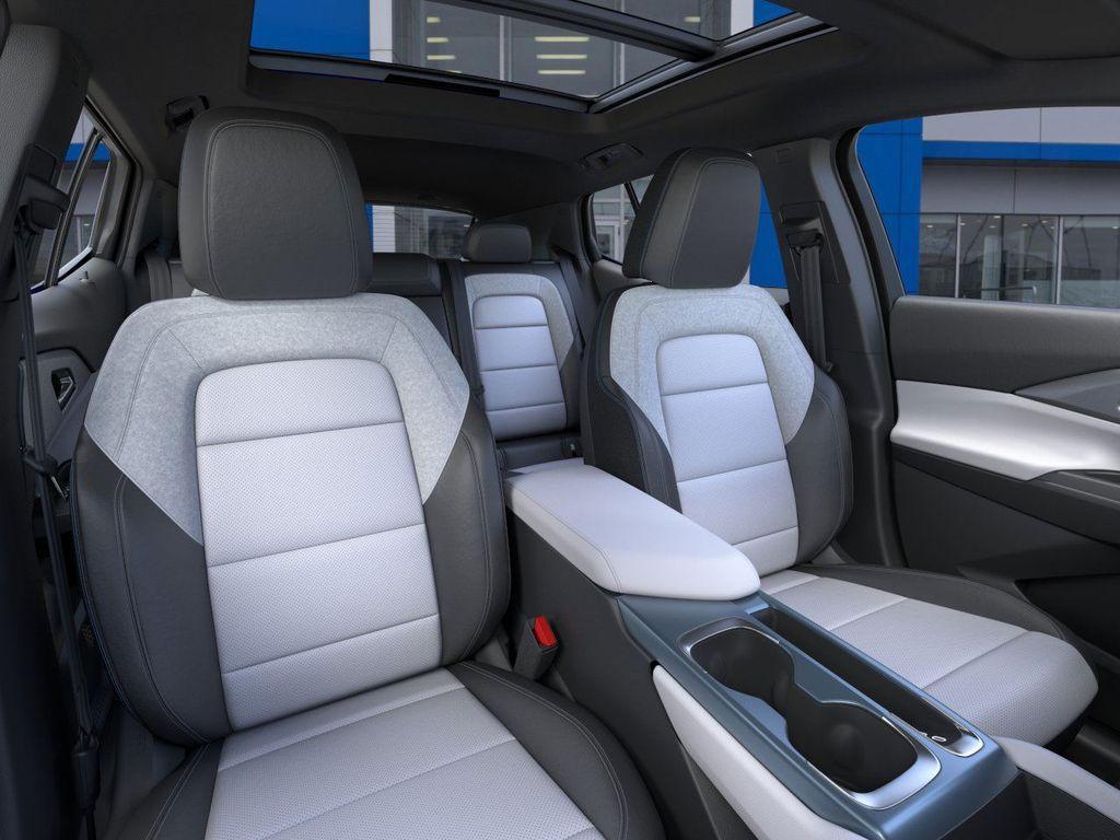 new 2025 Chevrolet Equinox EV car, priced at $46,887