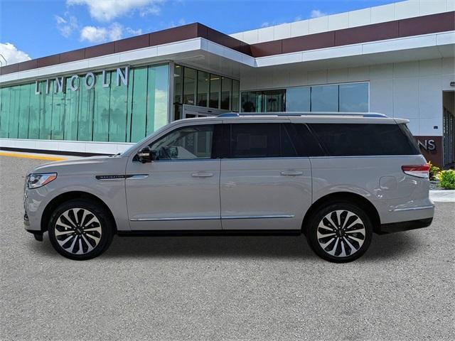 used 2024 Lincoln Navigator L car, priced at $68,267