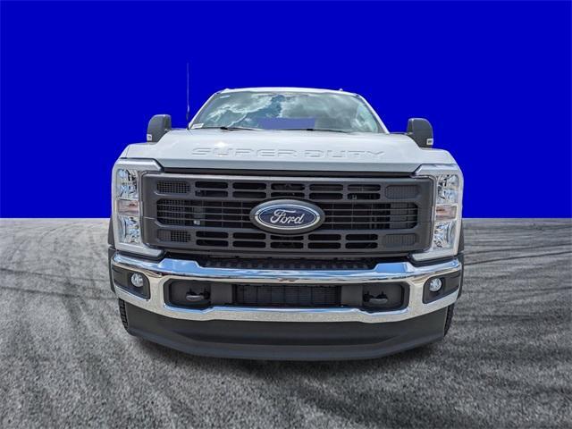 new 2025 Ford F-450 car, priced at $72,676