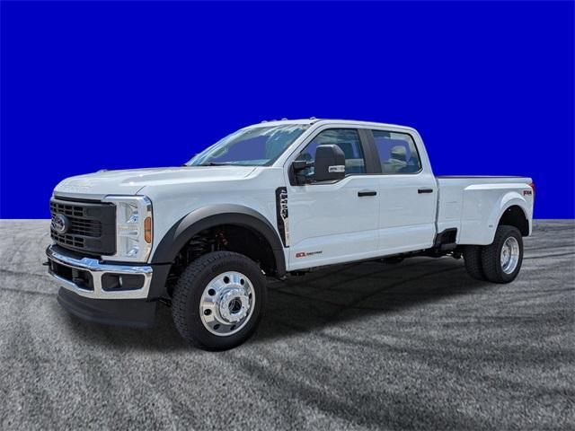 new 2025 Ford F-450 car, priced at $72,676
