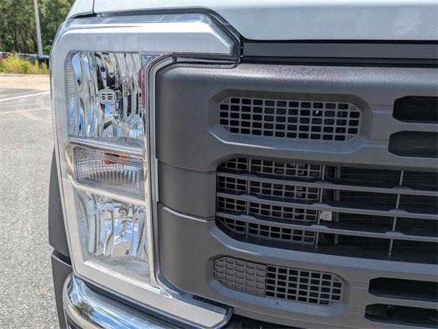 new 2025 Ford F-450 car, priced at $72,676
