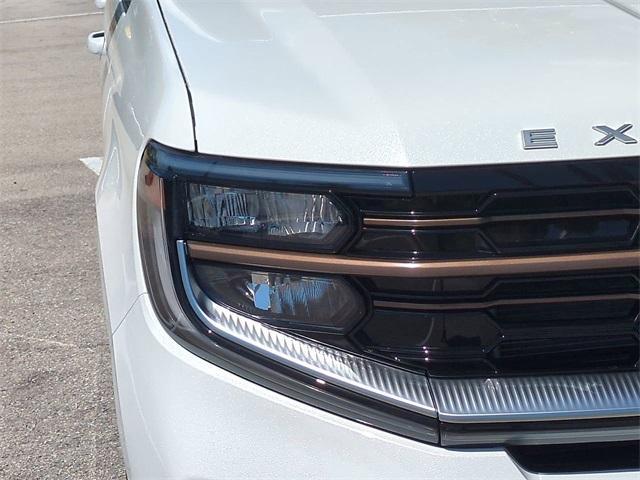 new 2025 Ford Expedition car, priced at $86,645