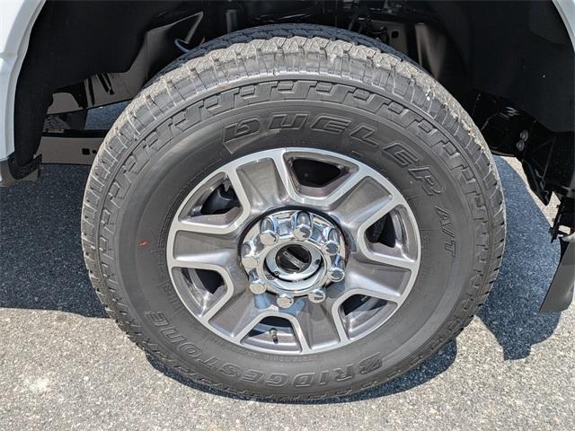 new 2025 Ford F-250 car, priced at $75,427