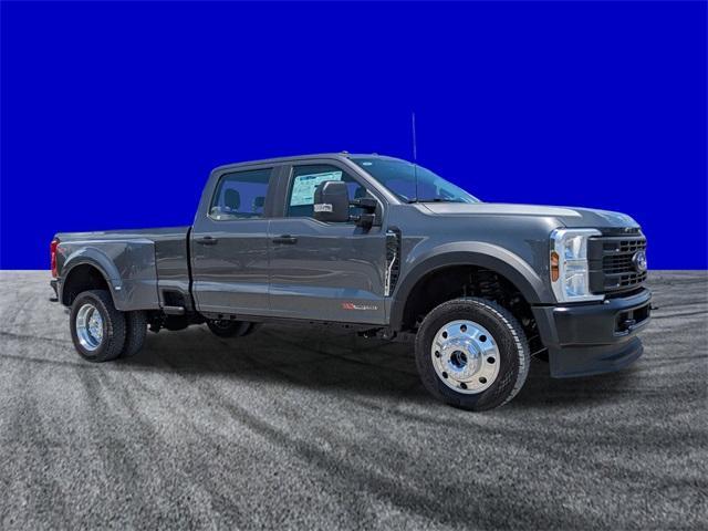 new 2025 Ford F-450 car, priced at $72,354