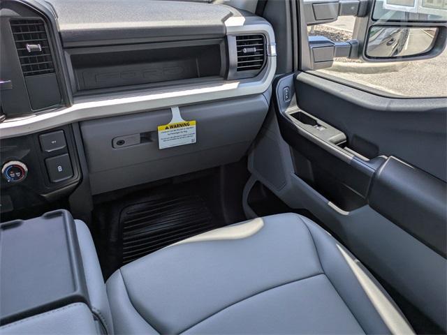 new 2025 Ford F-450 car, priced at $72,354