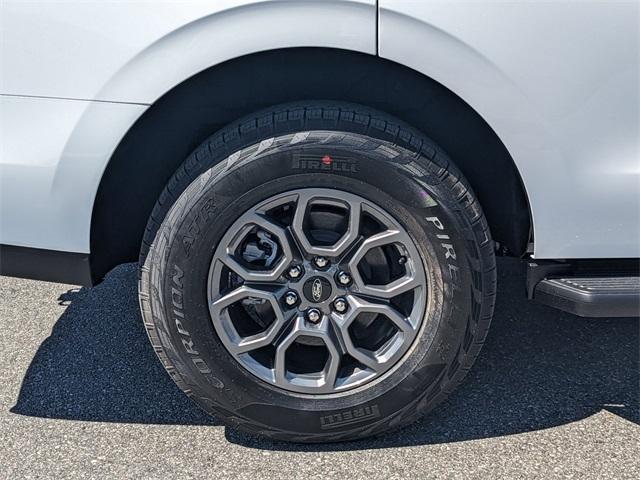new 2025 Ford Expedition car, priced at $62,075