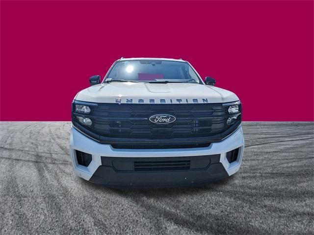 new 2025 Ford Expedition car, priced at $62,075