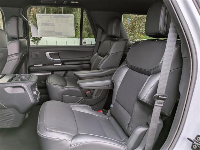 new 2025 Ford Expedition car, priced at $80,694