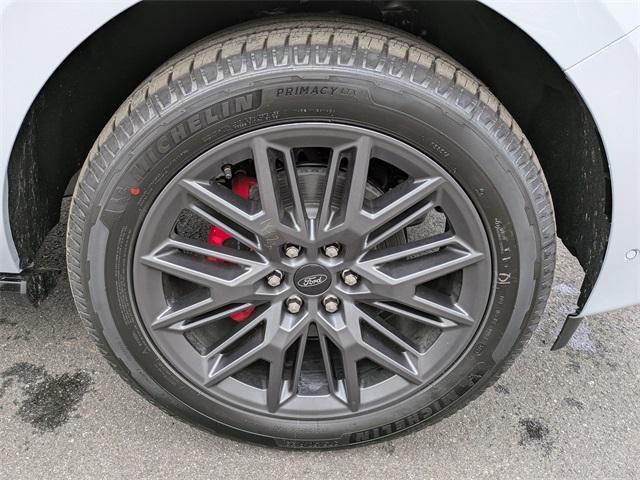 new 2025 Ford Expedition car, priced at $80,694