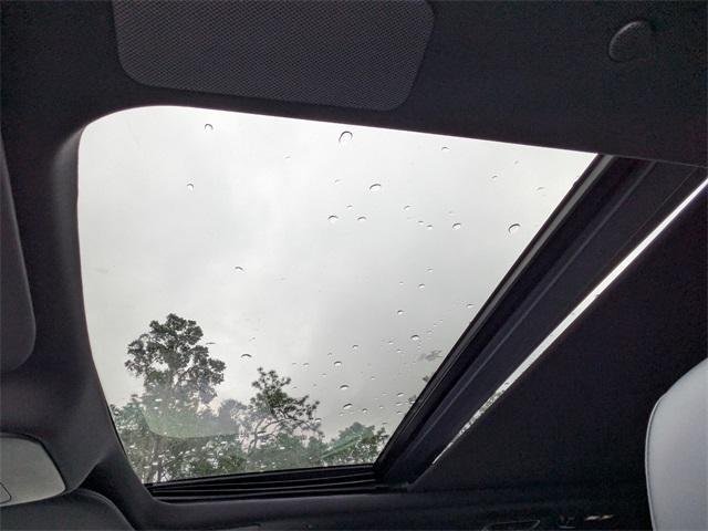 new 2025 Ford Expedition car, priced at $80,694